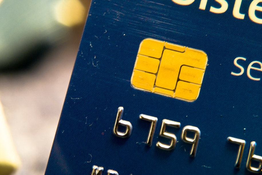 What’s Up With Those New Debit Card Chips?